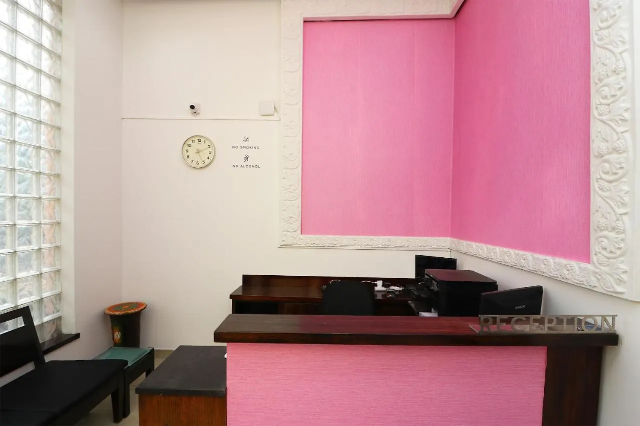 *** Hotel Silverkey Executive Stays 20016 Huda City Centre Gurgaon India